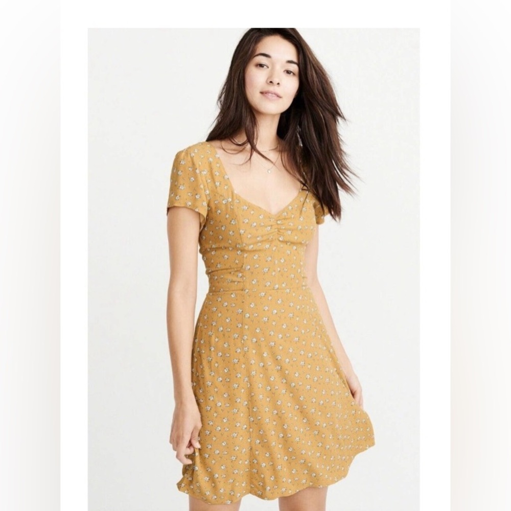 Abercrombie & Fitch AF Sz XS Dress Mustard Yellow Floral Sundress sleeves